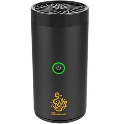 مبخرة كهربائية محمولة سوداء تعمل بـ USB للسيارة والمنزل.