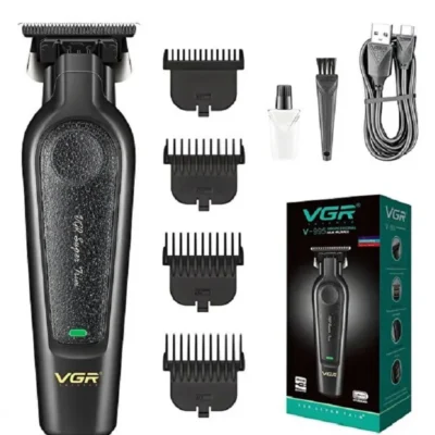 ماكينة حلاقة شعر VGR V-995 باللون الأسود مع شاشة LED رقمية.