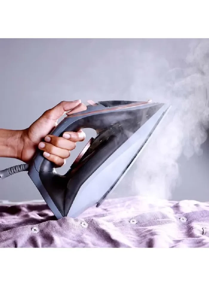 ⁦مكواة البخار الكهربائية بقاعدة سيراميك كريبتون مع خاصية التنظيف الذاتي KNSI6237⁩ - الصورة ⁦5⁩